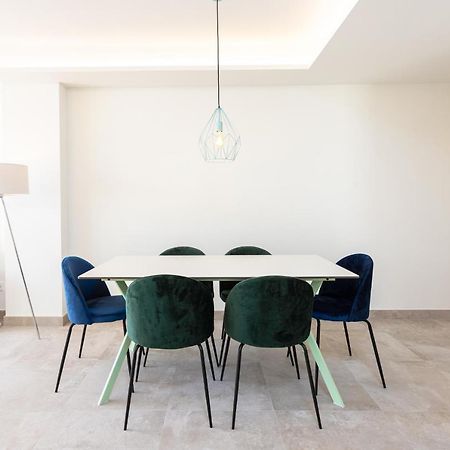 Green Infinity Luxury Apartment By Ghr Rentals エステポナ エクステリア 写真