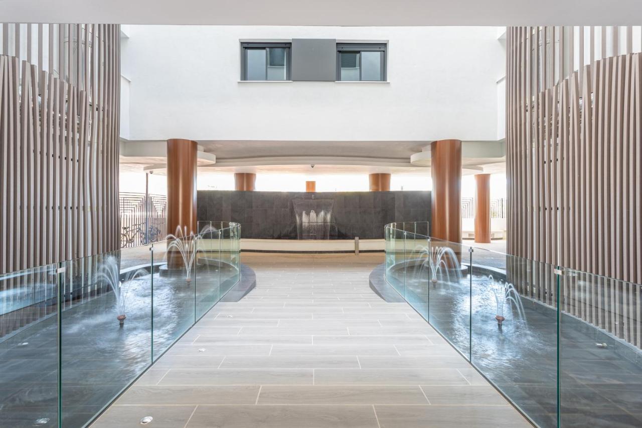 Green Infinity Luxury Apartment By Ghr Rentals エステポナ エクステリア 写真